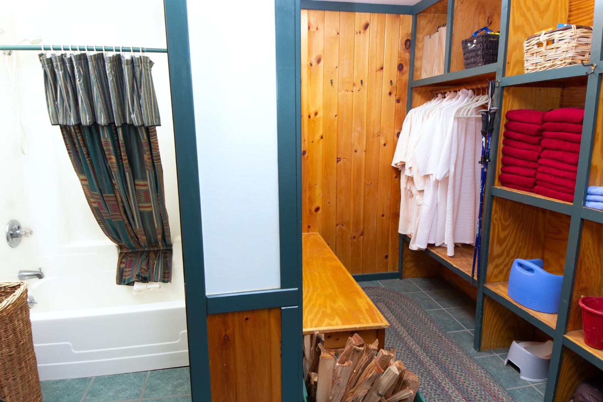 Keene Valley Trails End Inn المظهر الخارجي الصورة