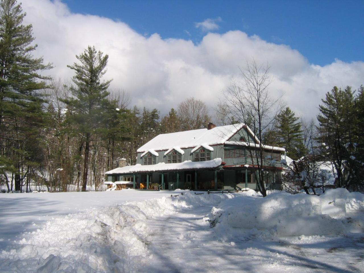 Keene Valley Trails End Inn المظهر الخارجي الصورة